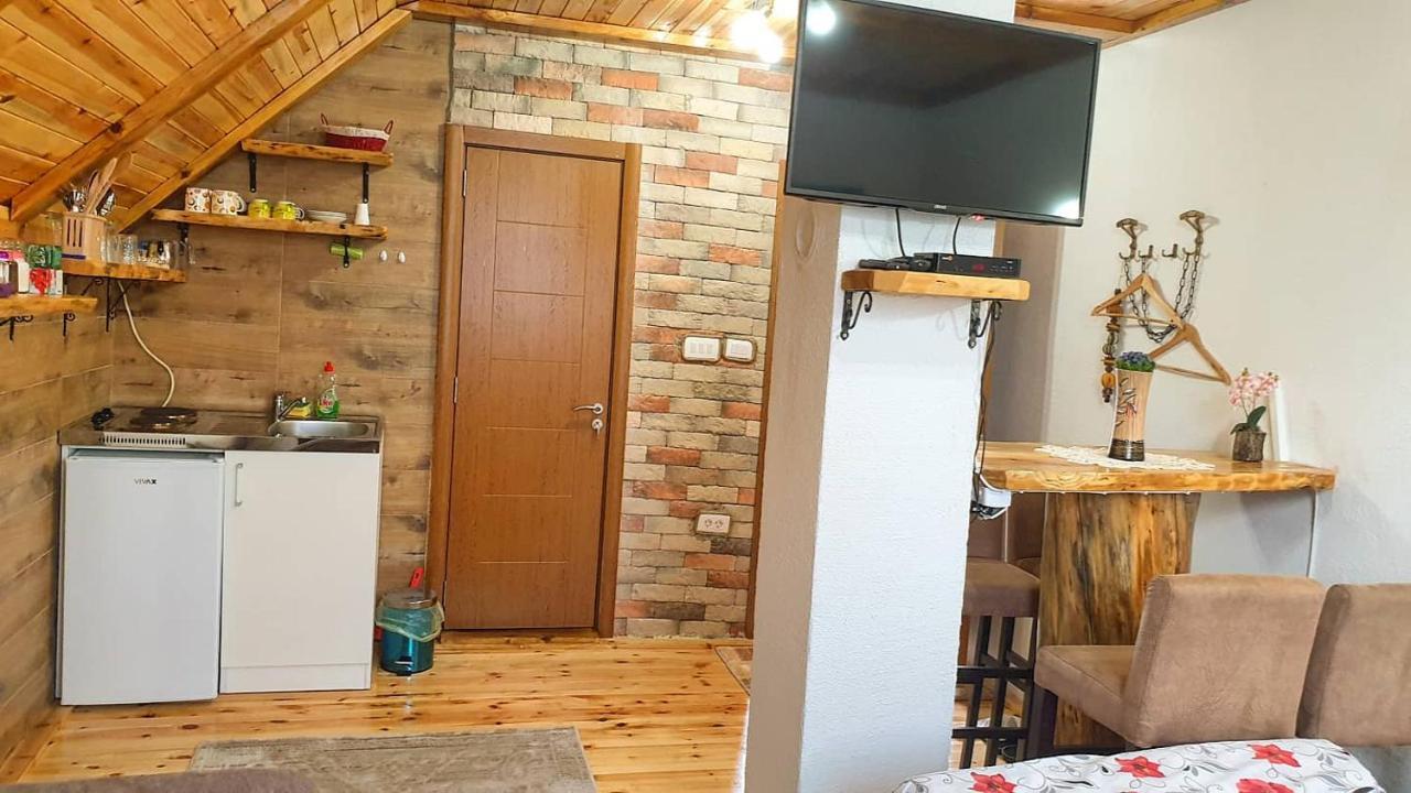 זבליאק Durmitorski Konaci Apartments מראה חיצוני תמונה
